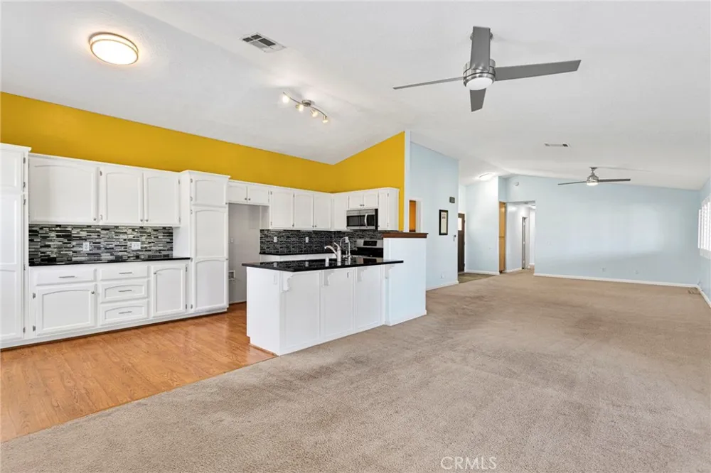 16470 Pauhaska Apple Valley, CA 92307