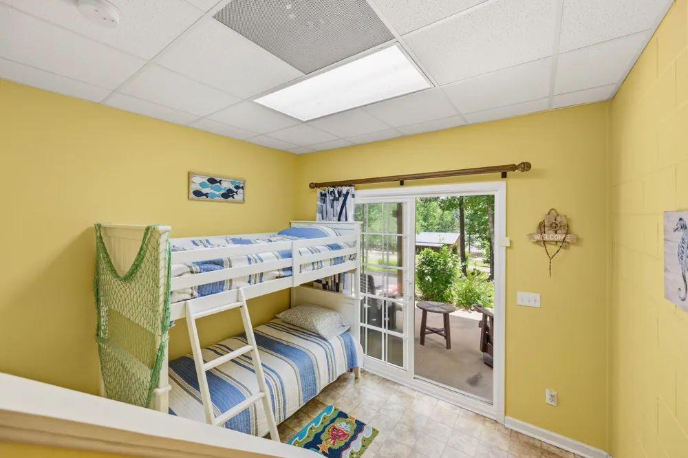 300 Featherfoot Parkway Loop Parsons, TN 38363