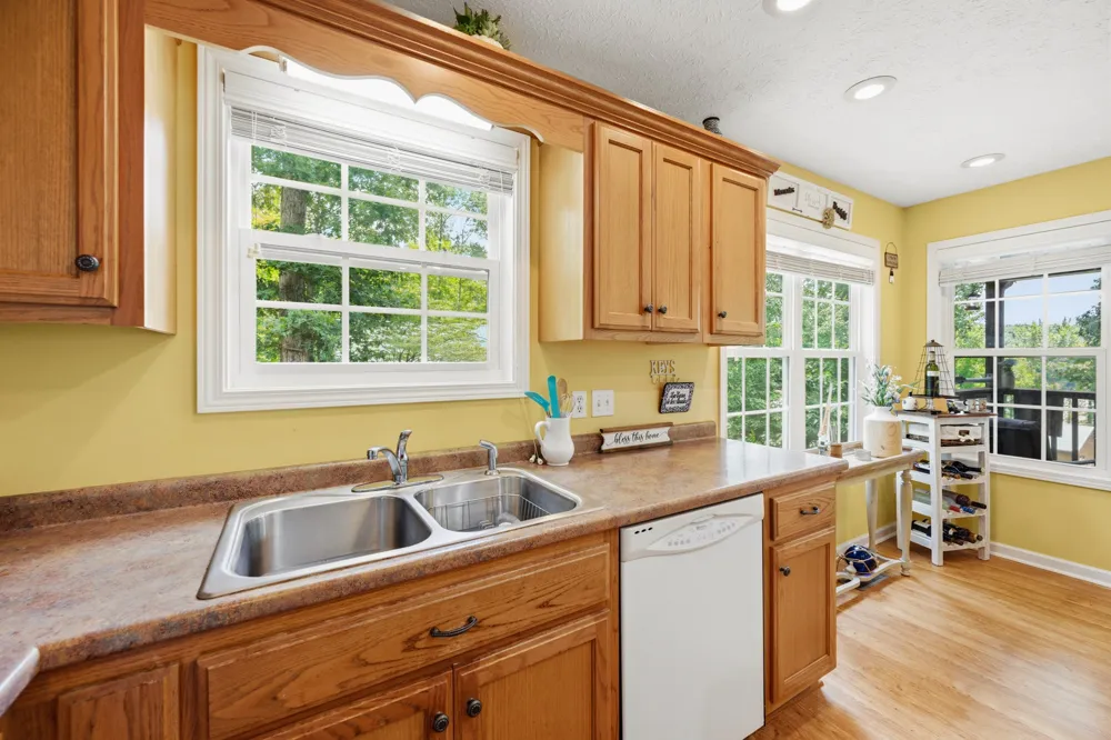 300 Featherfoot Parkway Loop Parsons, TN 38363