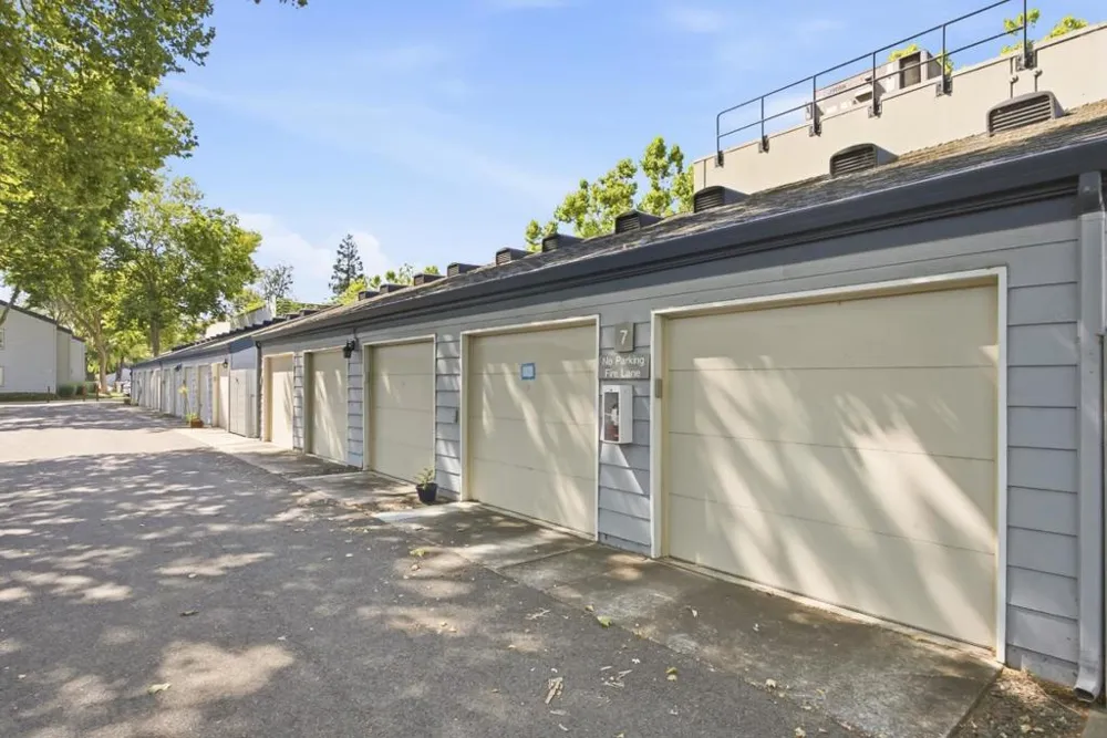 905 W Middlefield Road #972 Mountain View, CA 94043