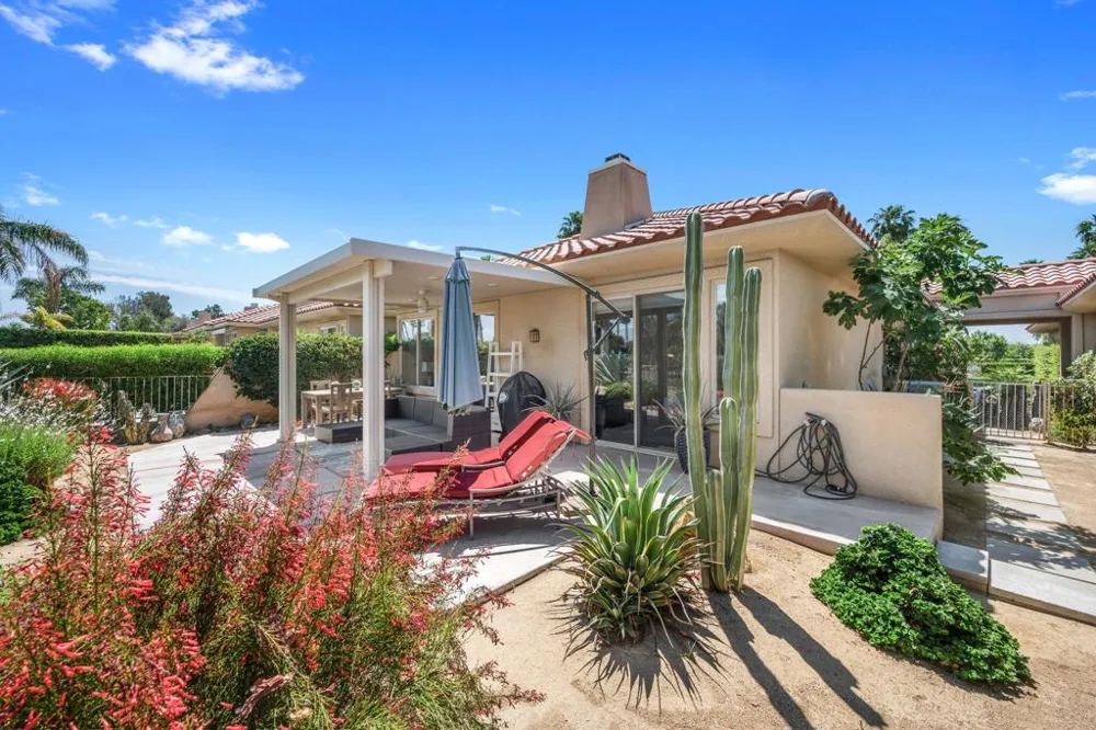 105 Kavenish Drive Rancho Mirage, CA 92270