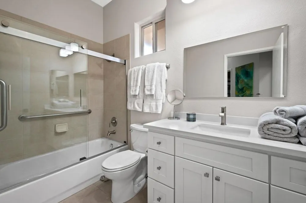 105 Kavenish Drive Rancho Mirage, CA 92270