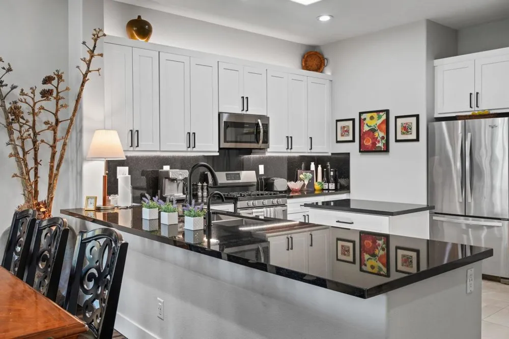 105 Kavenish Drive Rancho Mirage, CA 92270