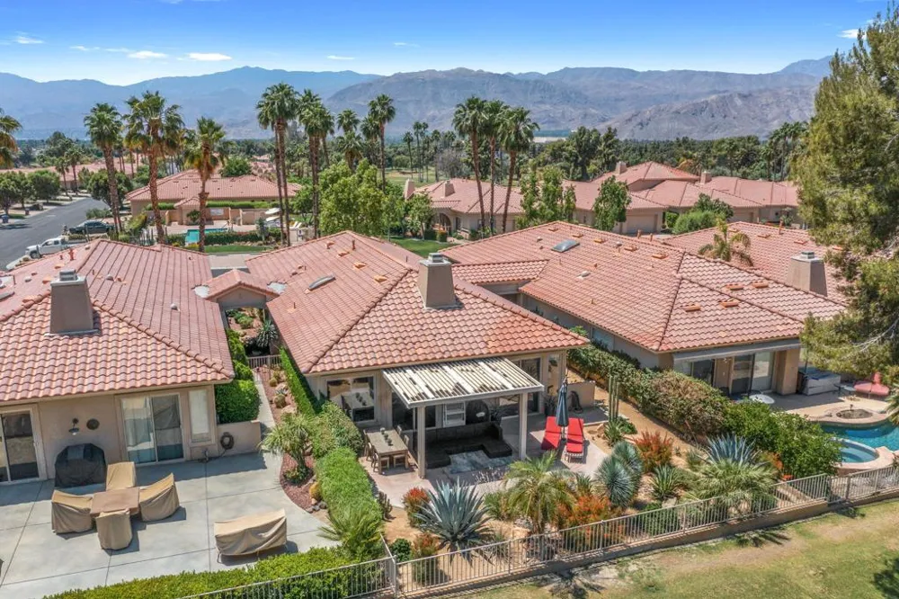 105 Kavenish Drive Rancho Mirage, CA 92270