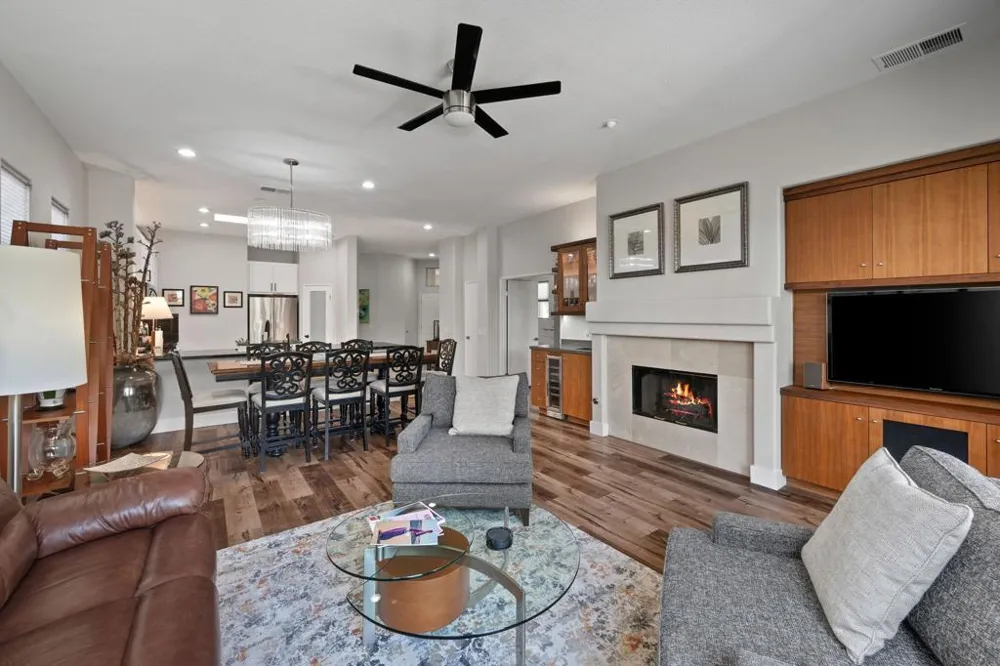 105 Kavenish Drive Rancho Mirage, CA 92270