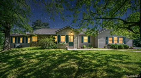 5370 Whipple Lake Road