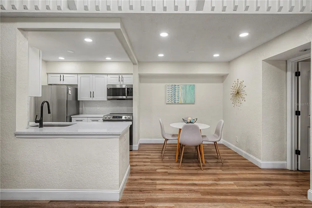 3266 HAVILAND COURT #303 Palm Harbor, FL 34684