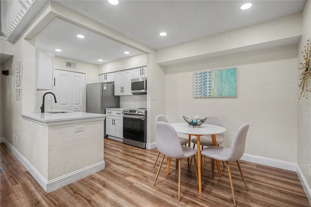 3266 HAVILAND COURT #303 Palm Harbor, FL 34684