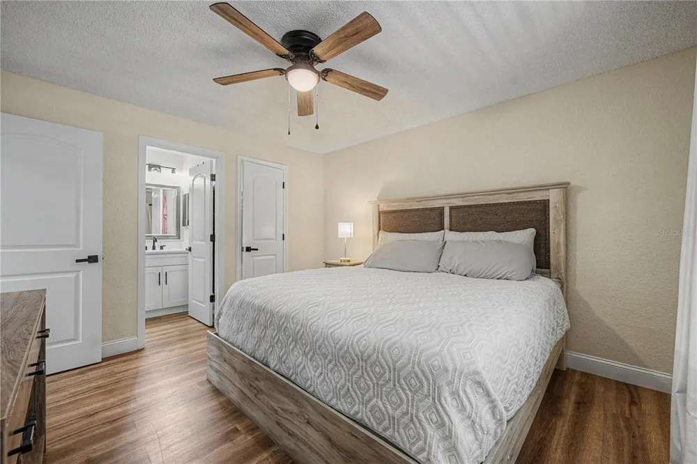 3266 HAVILAND COURT #303 Palm Harbor, FL 34684