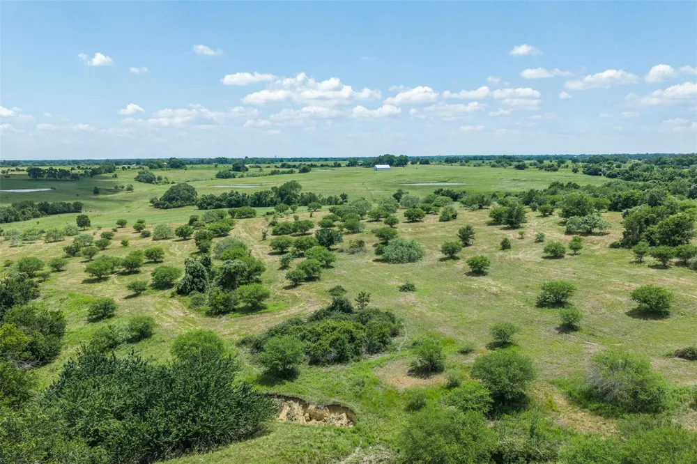 13041 Seydler Road Weimar, TX 78962