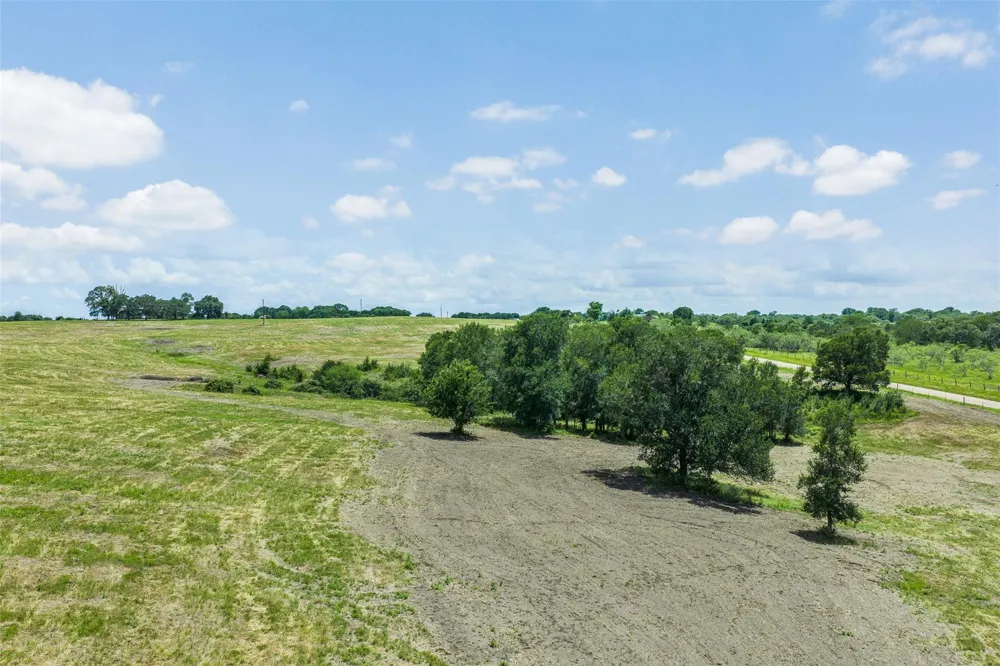 13041 Seydler Road Weimar, TX 78962