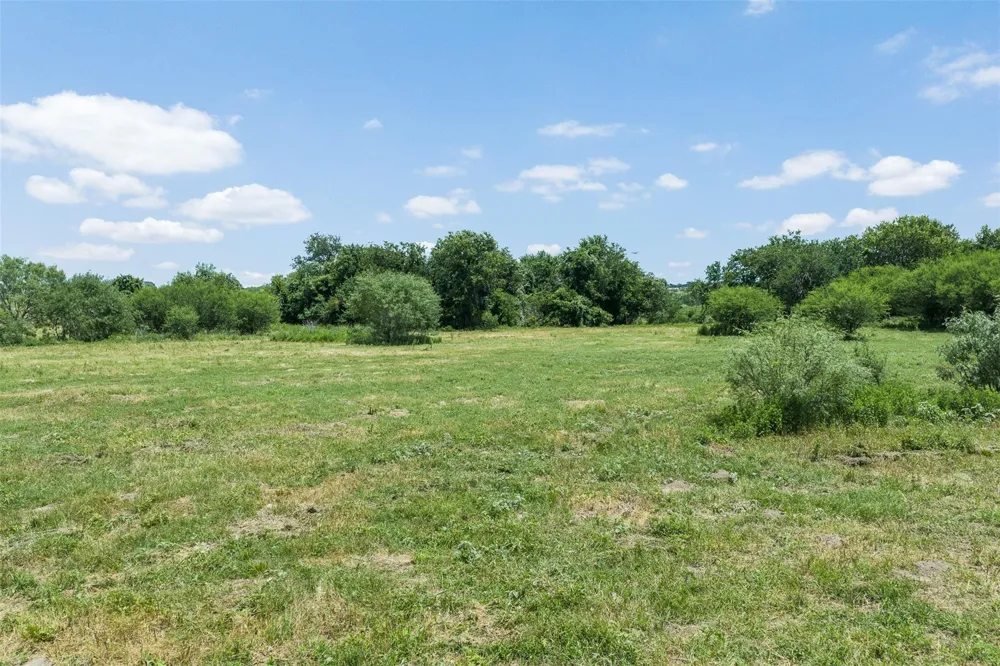 13041 Seydler Road Weimar, TX 78962