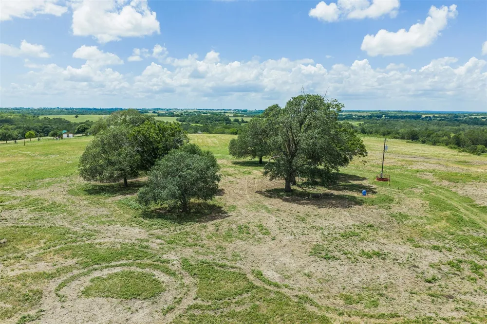 13041 Seydler Road Weimar, TX 78962