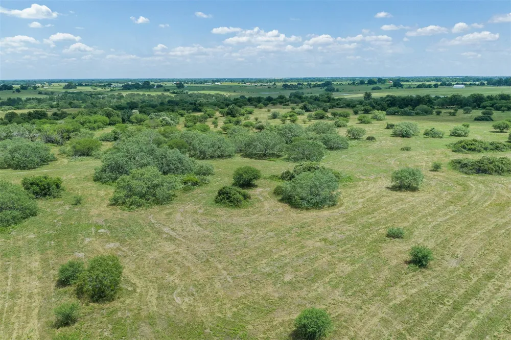 13041 Seydler Road Weimar, TX 78962