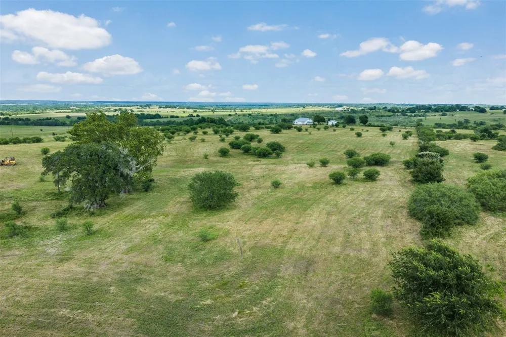13041 Seydler Road Weimar, TX 78962