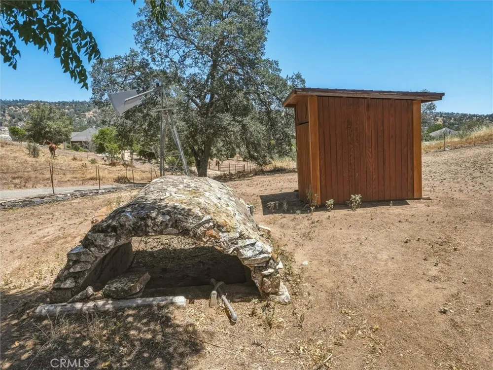 35928 Road 606 Raymond, CA 93653
