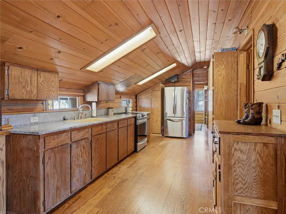 35928 Road 606 Raymond, CA 93653