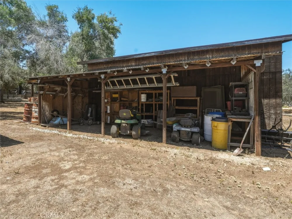 35928 Road 606 Raymond, CA 93653