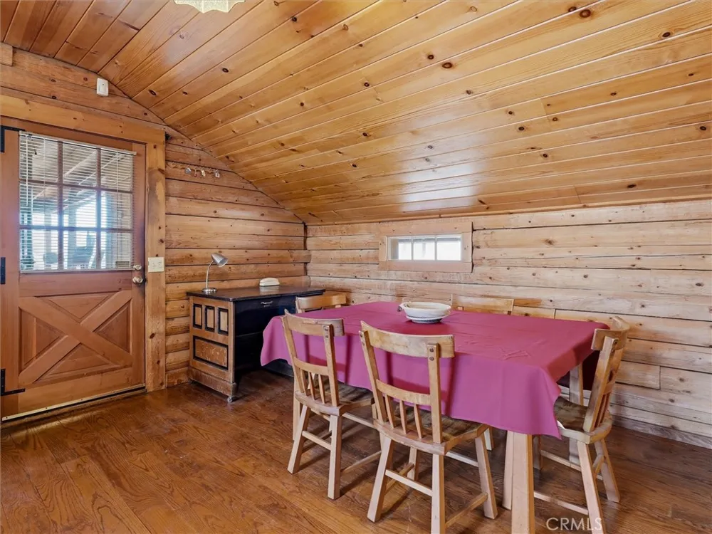 35928 Road 606 Raymond, CA 93653