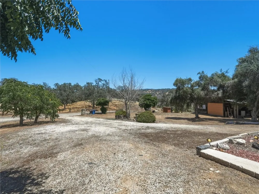 35928 Road 606 Raymond, CA 93653