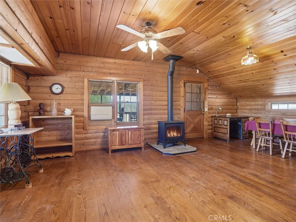 35928 Road 606 Raymond, CA 93653