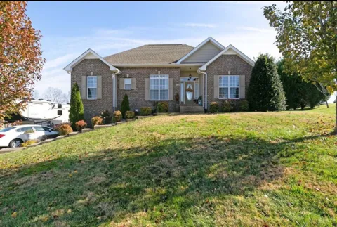 266 Glenda Ct