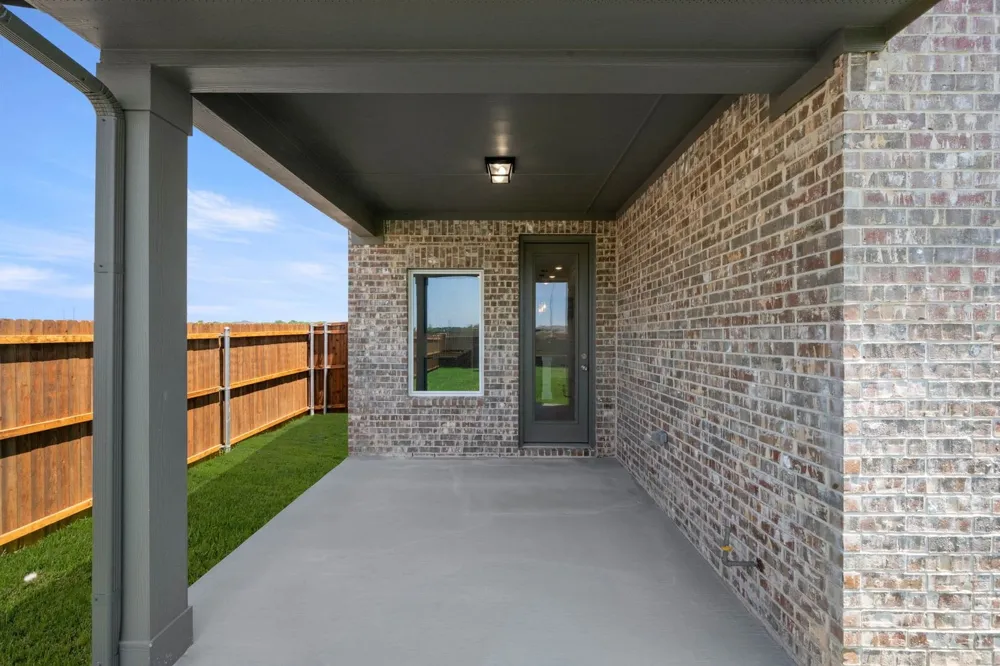 17256 Oxborough Drive Justin, TX 76247