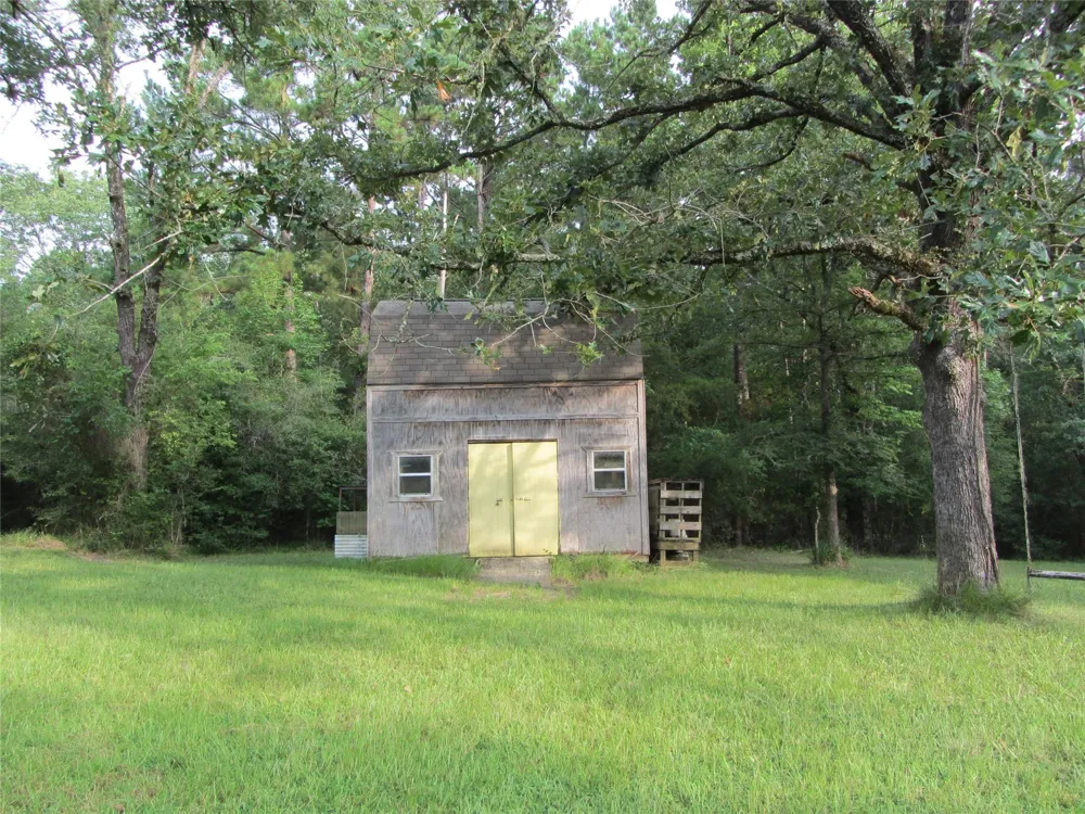 53 Brumley Road Huntsville, TX 77320