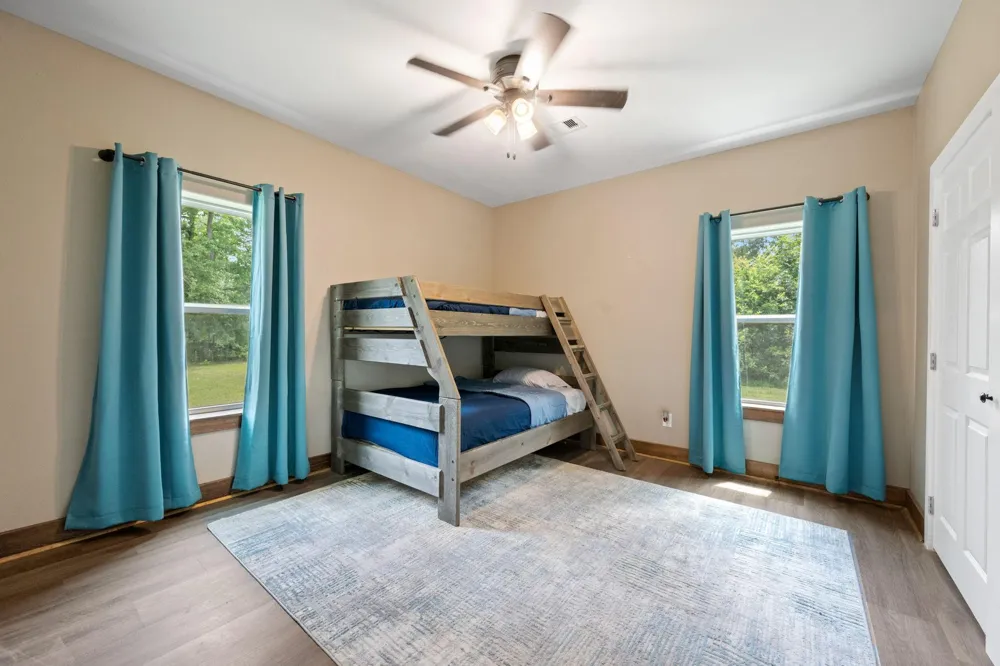 376 Jill Street Shepherd, TX 77371