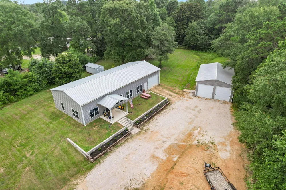 376 Jill Street Shepherd, TX 77371