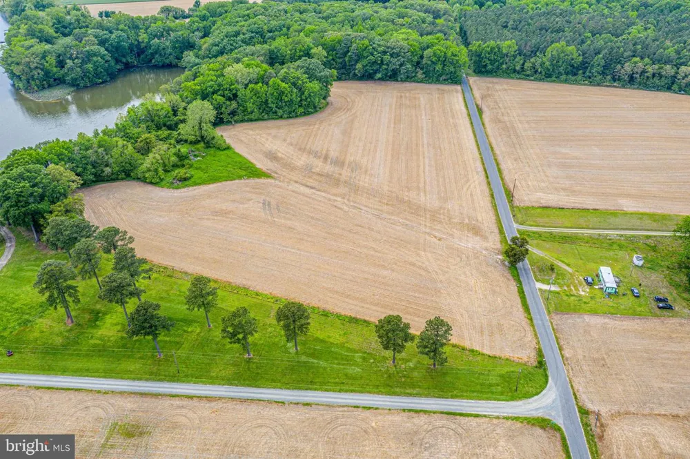 ZACATA ROAD Montross, VA 22520
