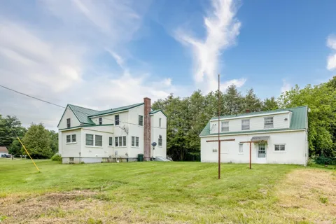 5957 Lakeshore Road