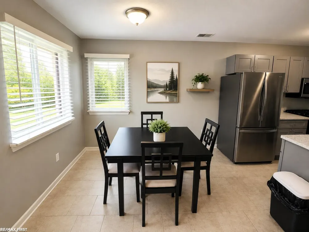 17438 Utica Oaks Lane Roseville City, MI 48066