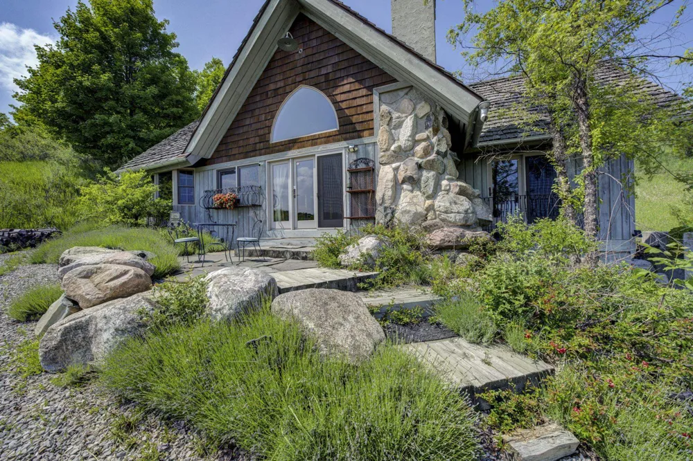 10702 E Hilltop Road Bingham Township, MI 49682