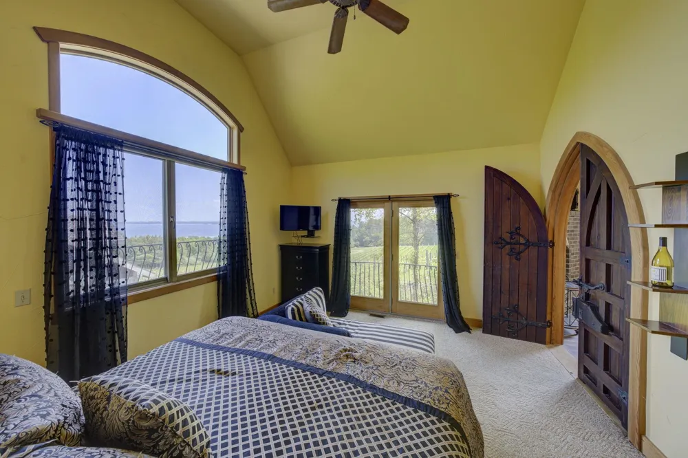 10702 E Hilltop Road Bingham Township, MI 49682