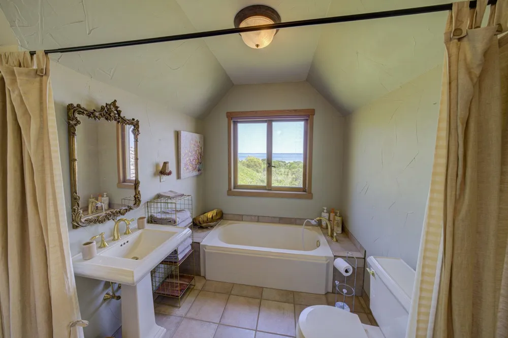 10702 E Hilltop Road Bingham Township, MI 49682
