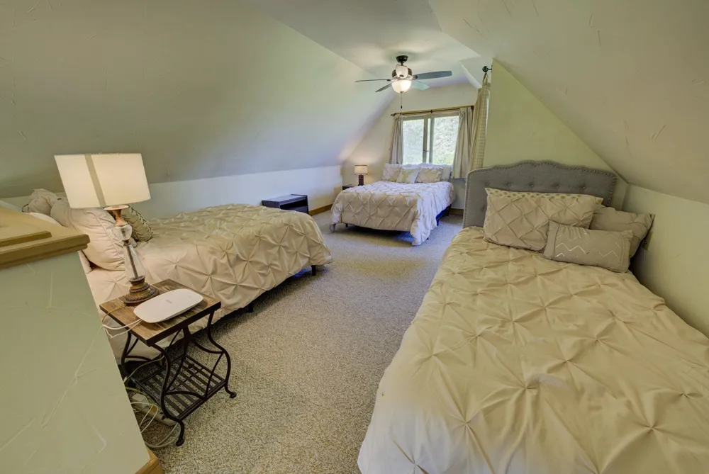 10702 E Hilltop Road Bingham Township, MI 49682