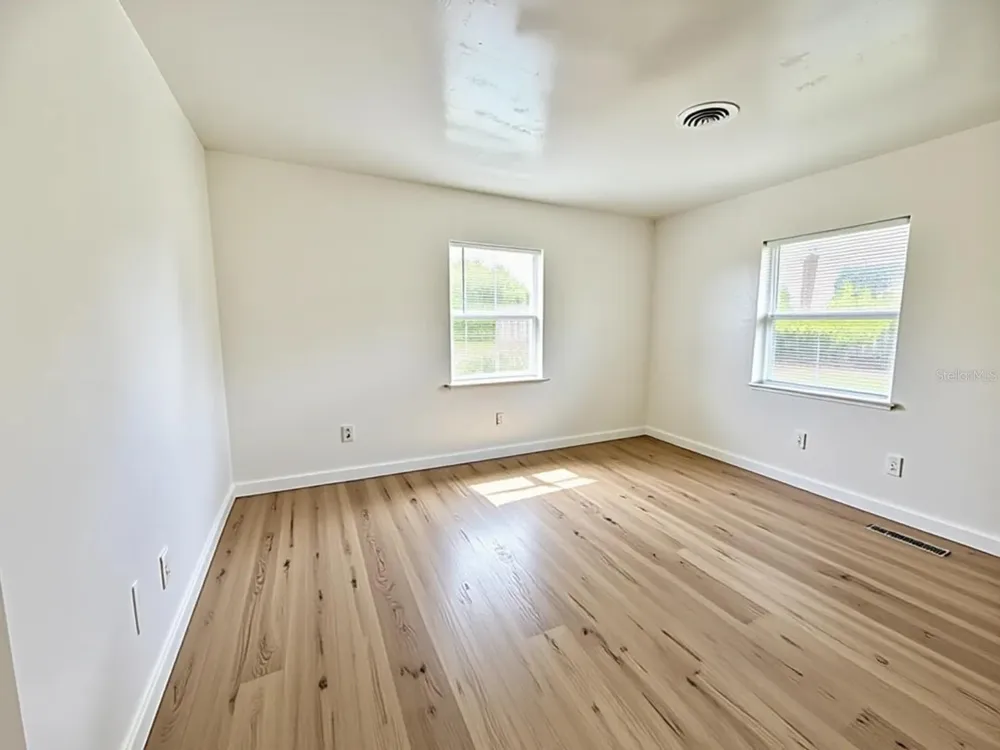 5235 SE 107TH STREET Belleview, FL 34420
