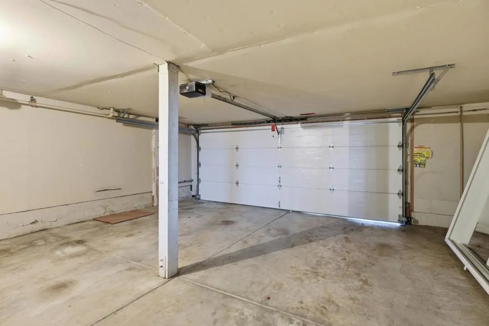 824 Bay Street Mountain View, CA 94041