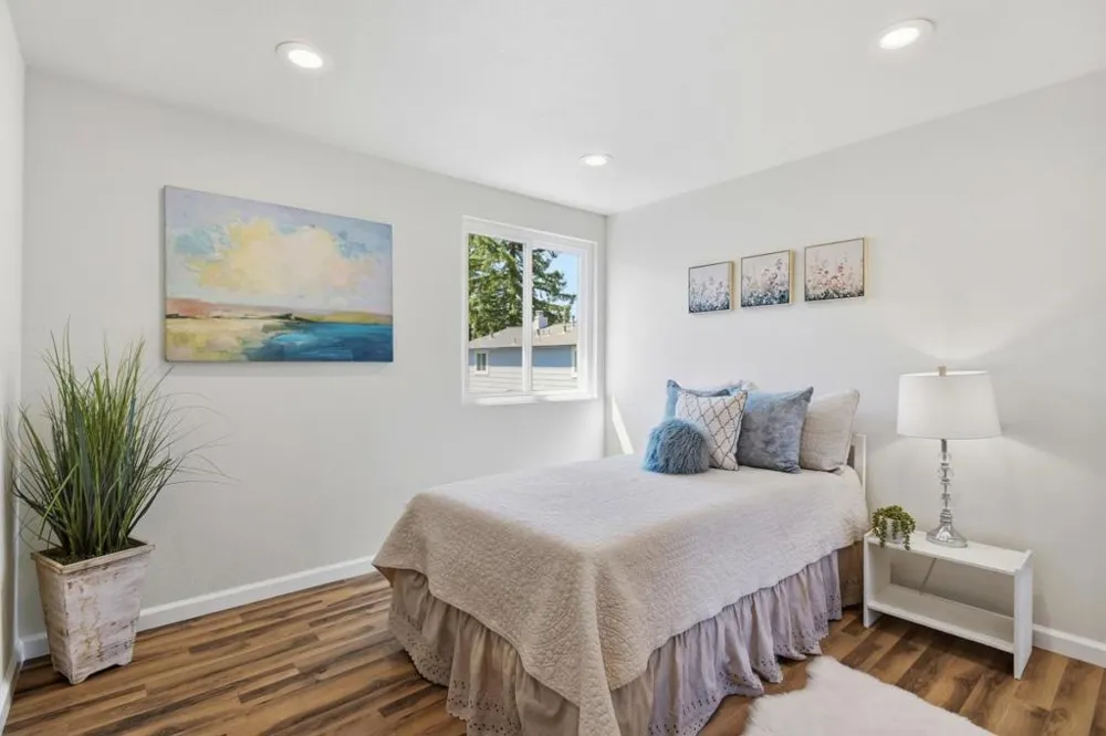 824 Bay Street Mountain View, CA 94041
