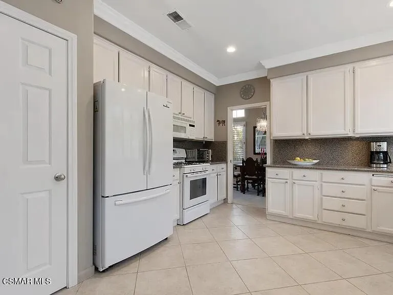 290 Virgo Court Thousand Oaks, CA 91360