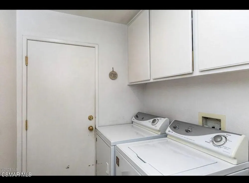 290 Virgo Court Thousand Oaks, CA 91360