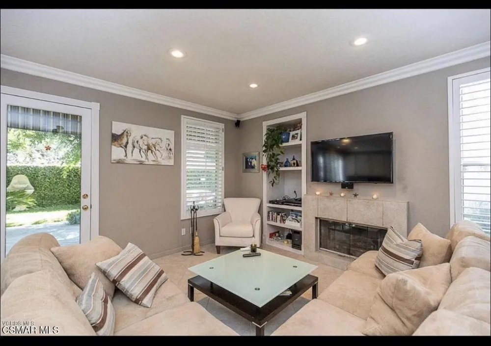 290 Virgo Court Thousand Oaks, CA 91360