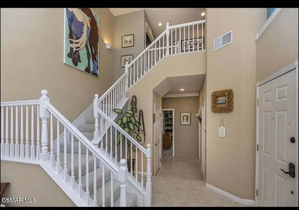 290 Virgo Court Thousand Oaks, CA 91360
