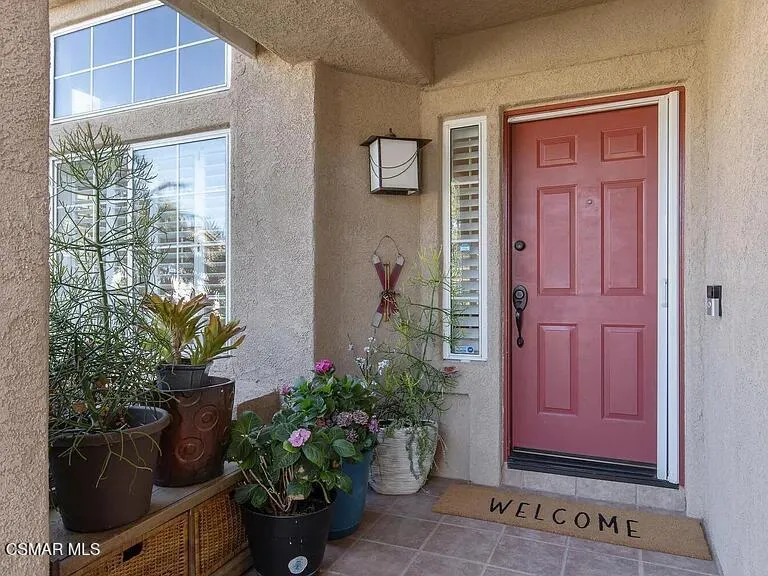 290 Virgo Court Thousand Oaks, CA 91360