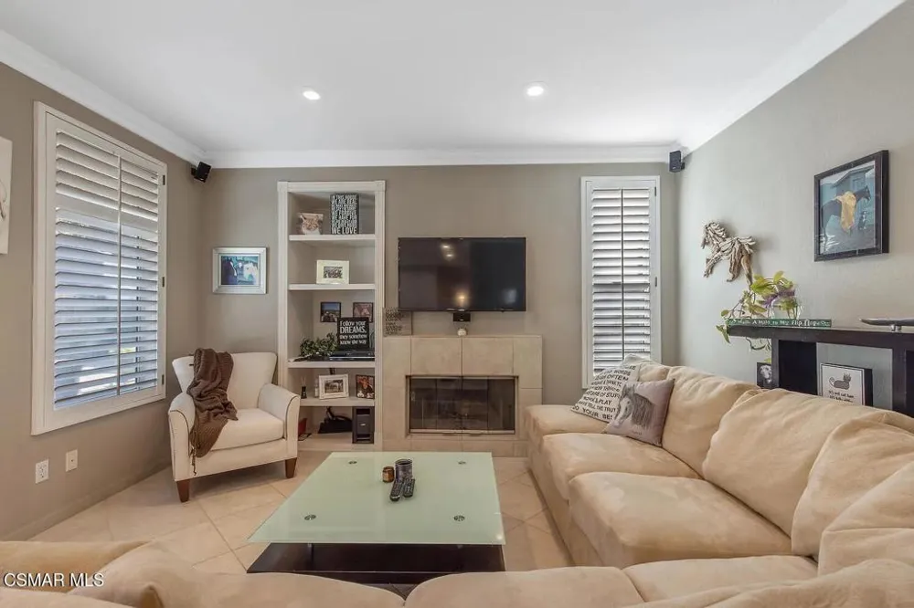 290 Virgo Court Thousand Oaks, CA 91360