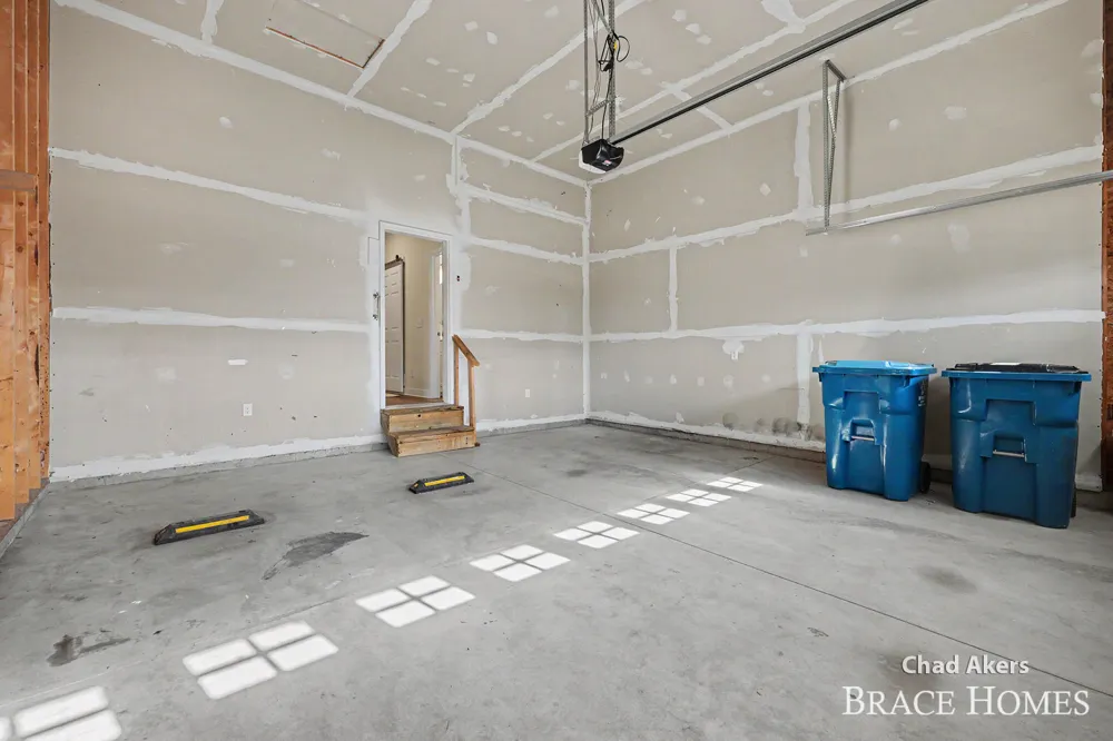 237 Hazelnut Drive Coopersville City, MI 49404