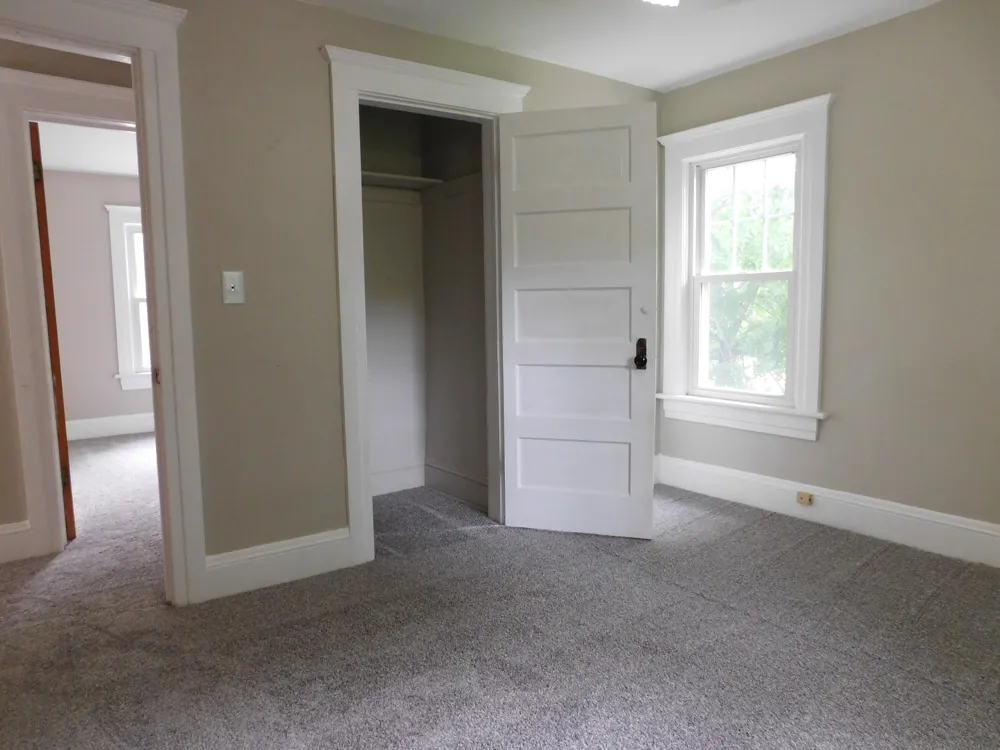 1238 3rd Street Jackson City, MI 49203