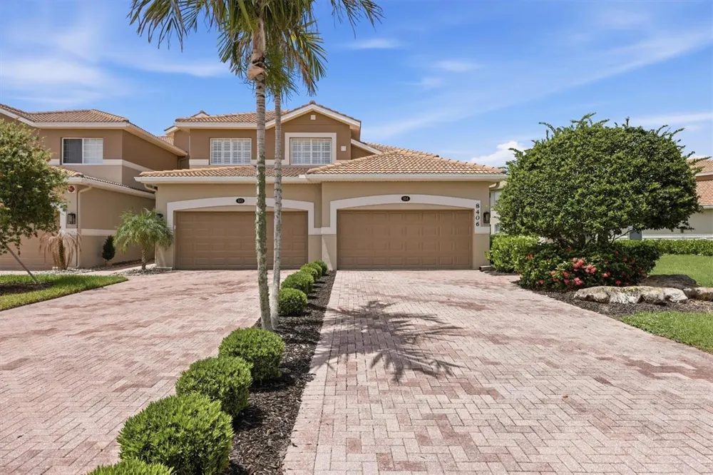8406 GRAND ESTUARY TRAIL #104 Bradenton, FL 34212