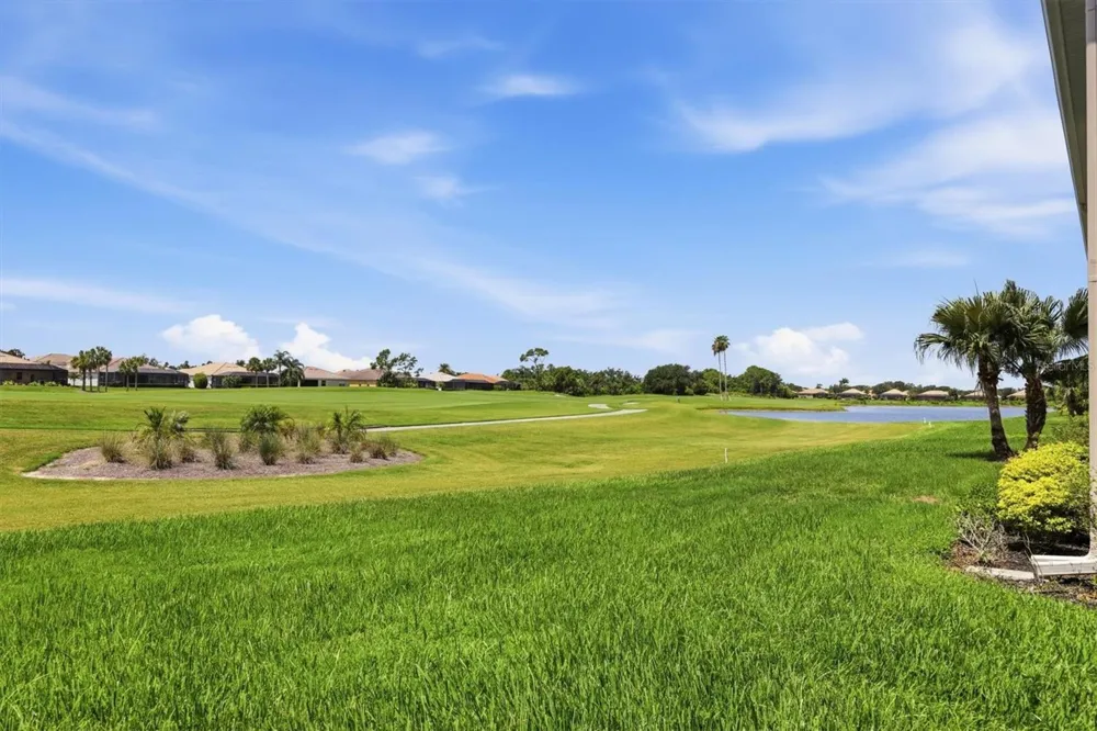 8406 GRAND ESTUARY TRAIL #104 Bradenton, FL 34212